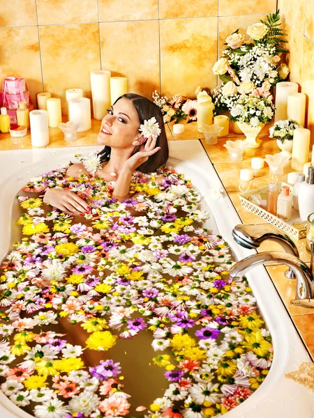 Woman at luxury spa. — Stock Photo, Image