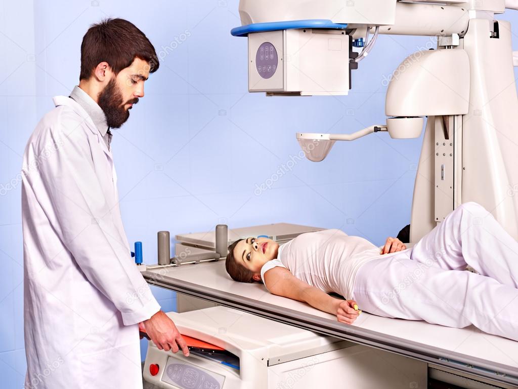 leslie mann fake nudes sex in xray room