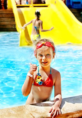su kaydırağı aquapark, çocuk.