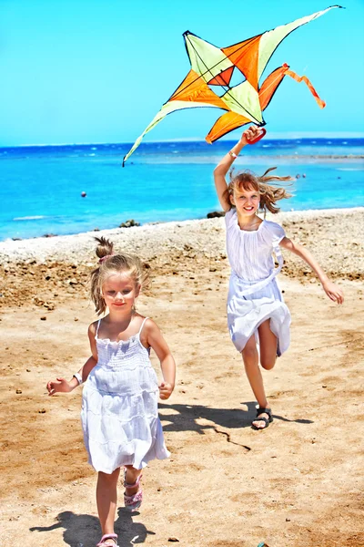 Kid flying kite outdoor. — Stock Photo, Image