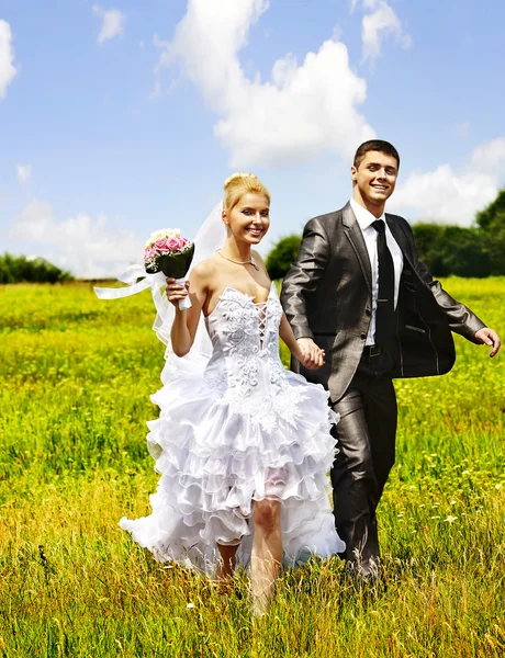 Couple summer outdoor. — Stock Photo, Image