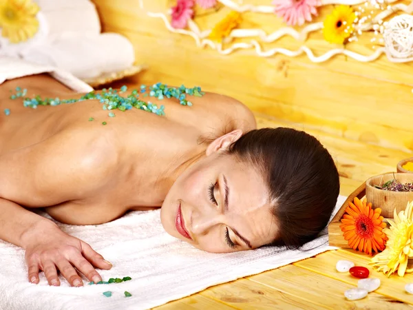 Kobieta zaczyna masaż . — Zdjęcie stockowe
