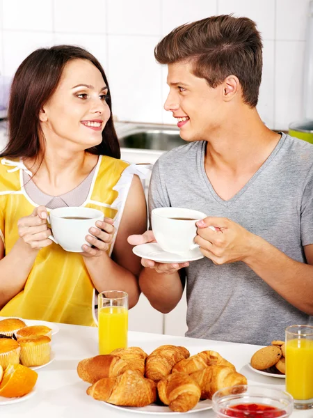 Couple breakfast at kitchen. — Stock Photo, Image