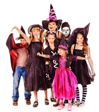 Cadılar Bayramı partisi ile kabak oyma holding grubu çocuk.