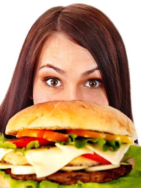 Donna che tiene un hamburger . — Foto Stock