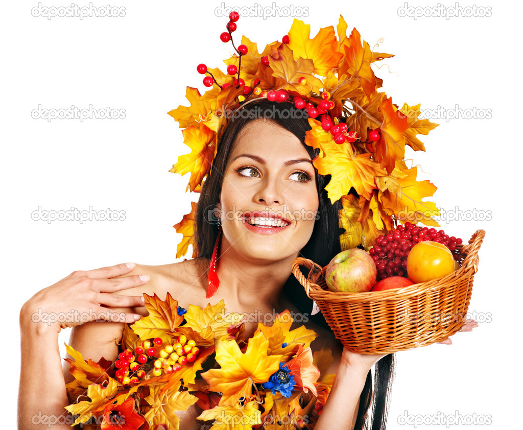 Girl holding basket with fruit. — Stock Photo © poznyakov #32534087