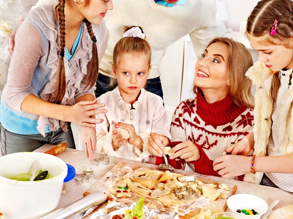 Children rolling dough in kitchen. — Stock Photo, Image