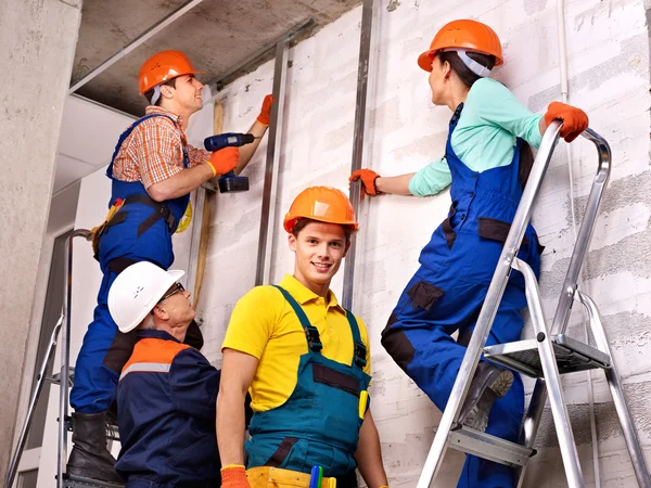 Grupo de personas en uniforme constructor . — Foto de Stock