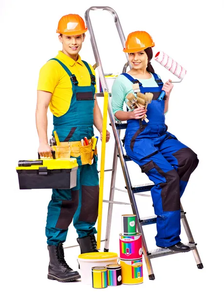 Пара строителей со строительными инструментами . — стоковое фото