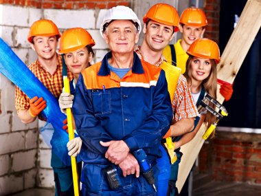 Grup Oluşturucu üniformalı insan
