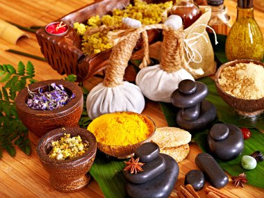 Spa natürmort taşlı.