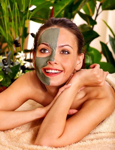 Woman getting  facial massage . — Stock Photo, Image