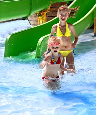 su kaydırağı aquapark, çocuk.