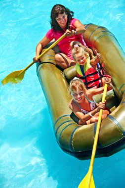 aile binmek lastik bot.