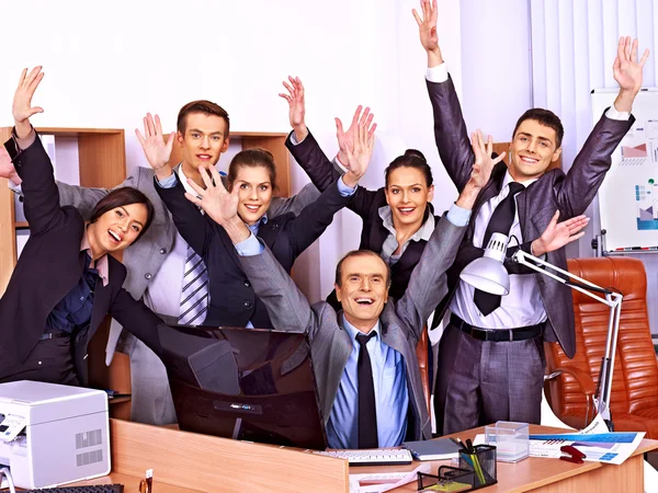 Gruppo di uomini d'affari in carica. — Foto Stock