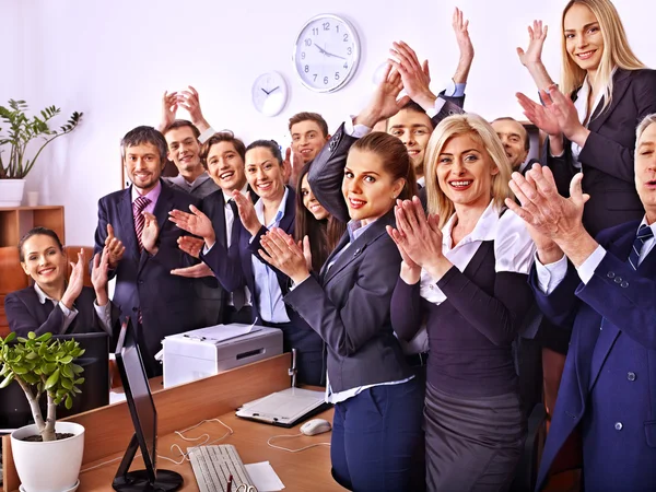 Skupina podnikatelů v úřadu. — Stock fotografie