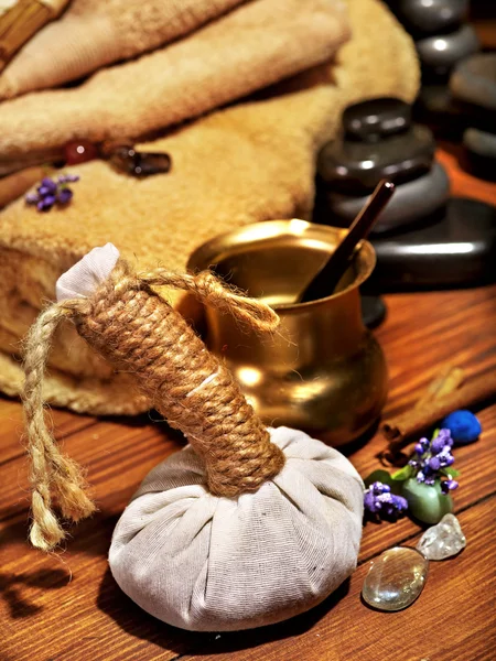 Ayurvediskt spa massage stilleben — Stockfoto