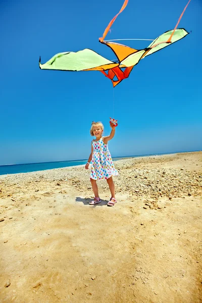 Uçan uçurtma ile Çocuk .