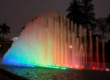 büyülü su devresi rezerv park lima Peru