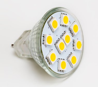LED ampul yukarıdan yaktı