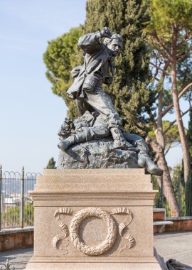 anıt cairoli kardeşler Roma İtalya