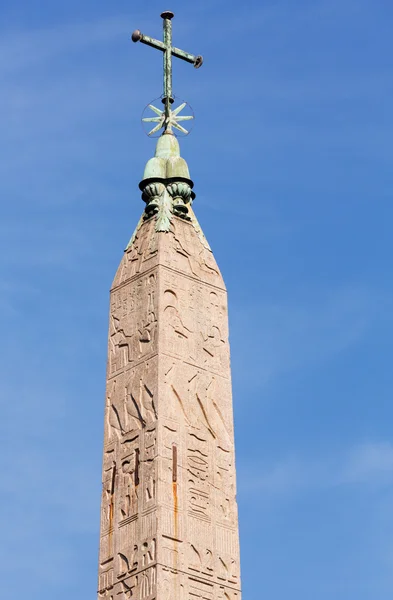 Obelisco egipcio en Piazza del Popolo Roma — Foto de Stock