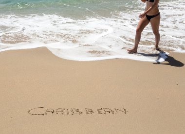 Karayip kum deniz sörf ile yazılmış