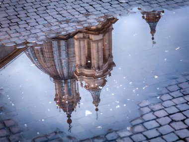 meşhur piazza navona alacakaranlıkta