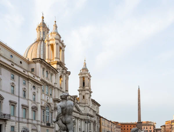 Soumraku v slavného piazza navona — Stock fotografie