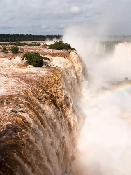 Řeka vede k iguassu falls — Stock fotografie