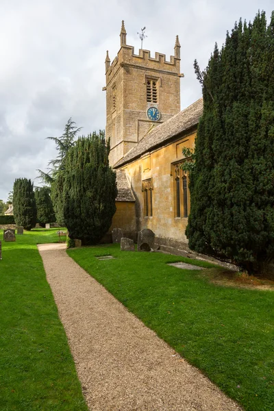 Old church in Cotswold district of England — Stock Photo, Image