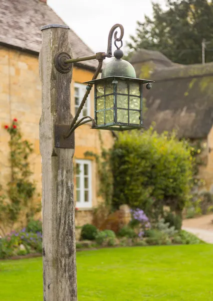 Casas antigas em Cotswold distrito de Inglaterra — Fotografia de Stock