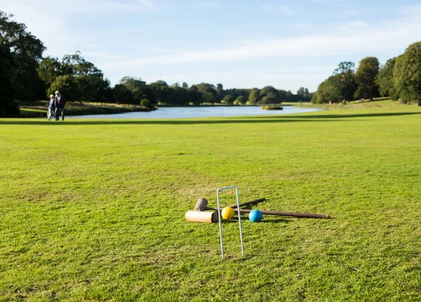 Croquet set on english lawn — Stock Photo, Image