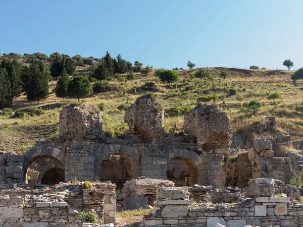 Ruines antiques de la vieille ville grecque d'Ephèse — Photo