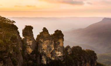 echo point blue mountains Avustralya dan gündoğumu