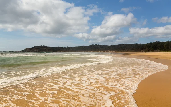 Plaj hemen kuzeyinde coffs harbour Avustralya — Stok fotoğraf