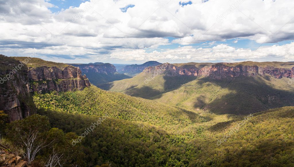 Grose Valley in Blue Mountains Australia