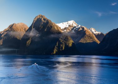 Fjord milford ses Yeni Zelanda