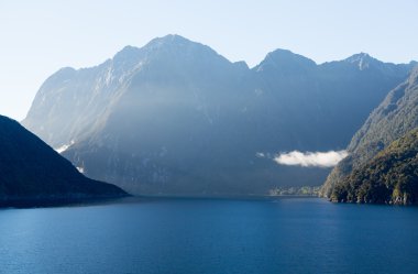 Fjord milford ses Yeni Zelanda