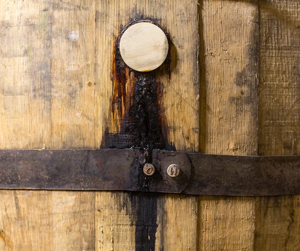 Tiro macro de tapón en barril de bourbon de madera — Foto de Stock