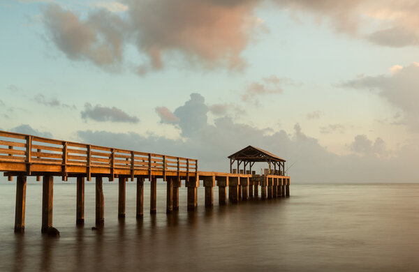 Долгосрочная экспозиция Waimea Pier Kauai
