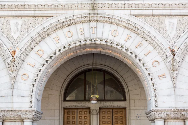 Entrée de l'ancien bâtiment du bureau de poste Washington — Photo