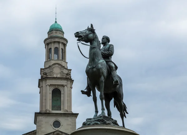 Horse and statue in Washington DC — Stock Photo, Image