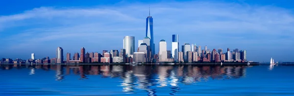 Panorama de Lower Manhattan ao entardecer — Fotografia de Stock