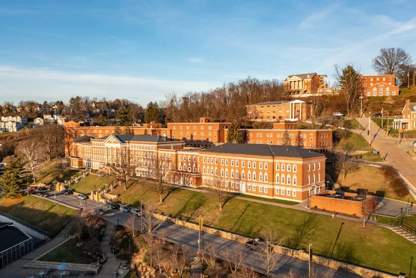 Stalnaker Hall op de West Virginia University in Morgantown Wv — Stockfoto