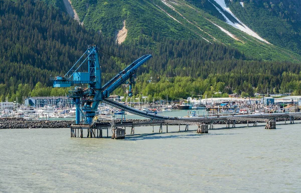 Seward Alaszka 2022 Június Elavult Szénszállító Daru Alaszkai Seward Kikötőjében — Stock Fotó