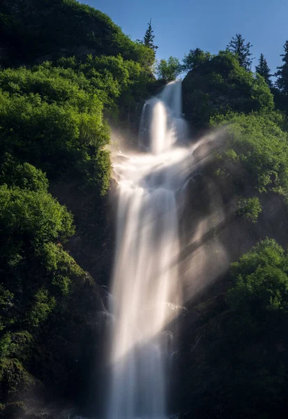 Bridal Veil Cai Pelas Falésias Keystone Canyon Fora Valdez Alasca — Fotografia de Stock