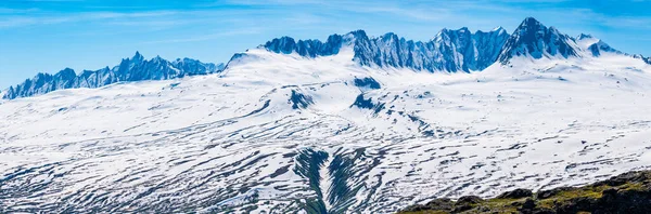 Ampla Vista Alta Definição Majestosas Irregulares Montanhas Thompson Pass Perto — Fotografia de Stock