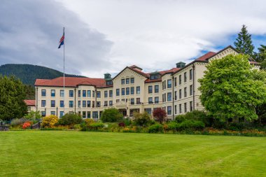 Sitka, AK - 8 Haziran 2022: Alaska Pioneer Huzurevi, Alaska