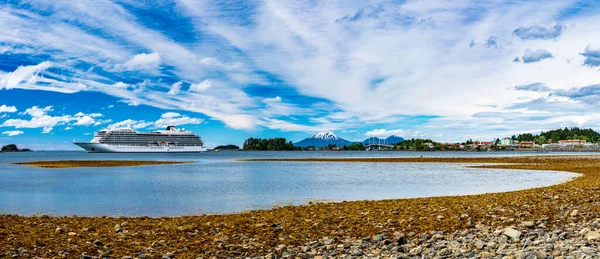 Sitka June 2022 Viking Orion Cruise Ship Anchored Sitka Bay — Stockfoto